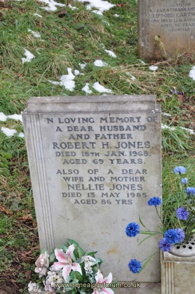 Jones - Robert H, Nellie