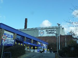 10. Walter Somers foundry with old chimney S.jpg