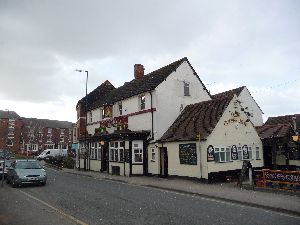 15. The Olde Queen's Head, Halesowen S.jpg