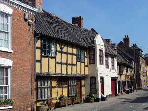 Historic buildings, Kinver High Street 2 SS.jpg