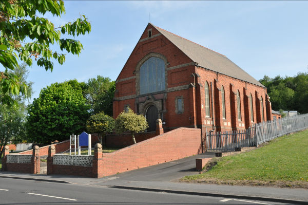 Chapel on Dudley Rd, Rowley Regis.JPG